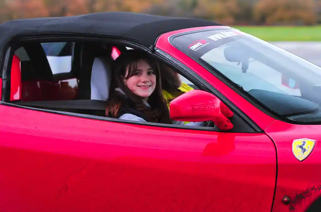 Dunsfold Juniors with 6th Gear Experience